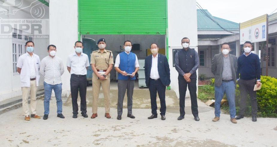 The state level monitoring team with DTF members in Tuensang on August 21. (DIPR Photo)